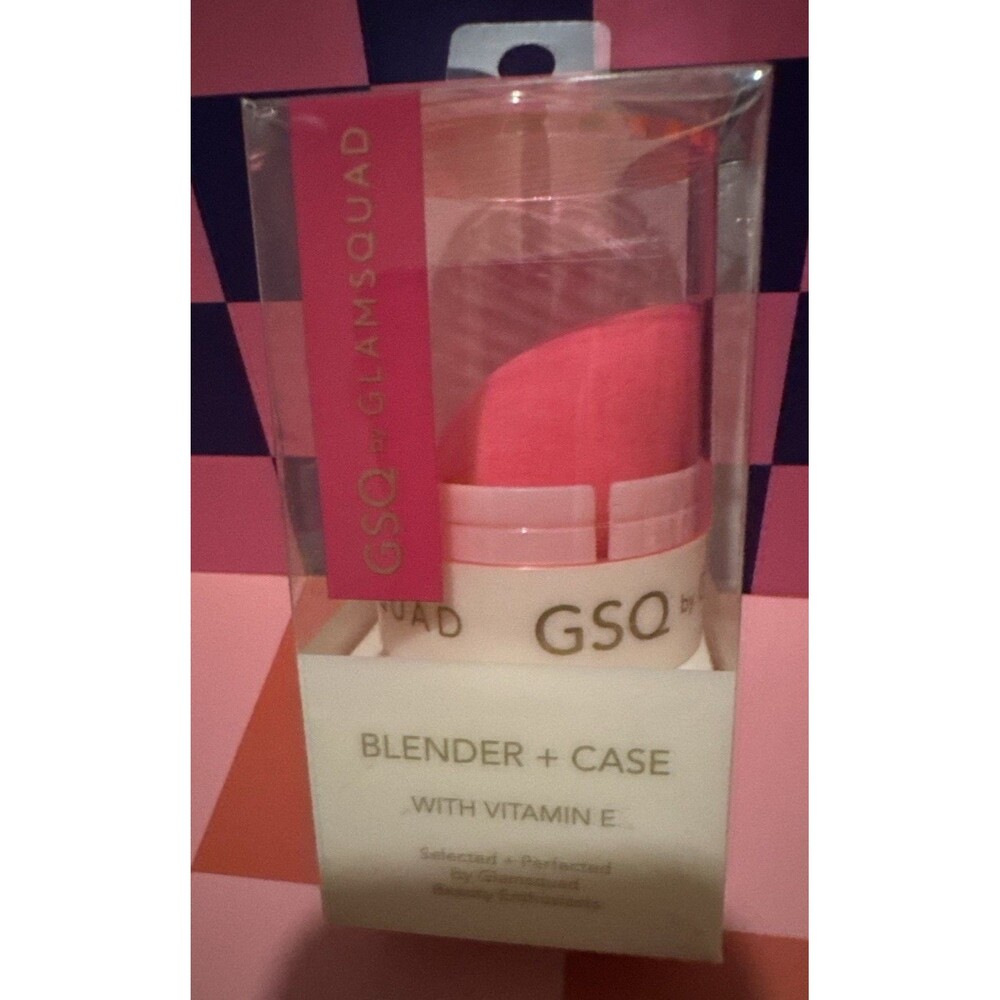 GSQ by GLAMSQUAD Glamour Pink Makeup Foundation Blender Blending Sponge + Case
